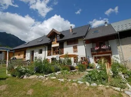 Chalet La Ferme De Noemie Mercury