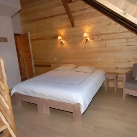 La Ferme De Noémie Chalet *