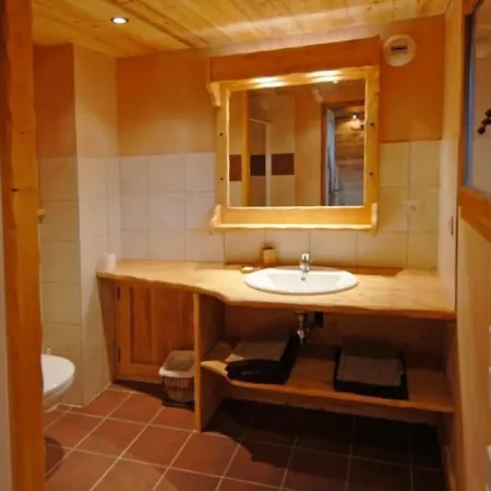 La Ferme De Noémie Chalet *