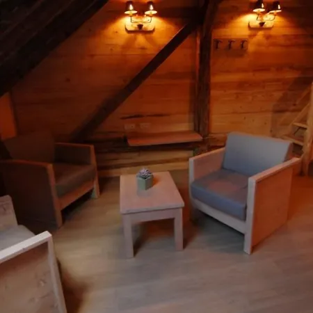 La Ferme De Noémie Chalet *